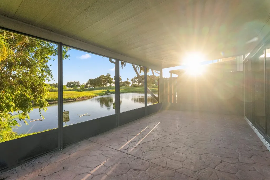 2142 SW 82nd Avenue Davie FL 33324