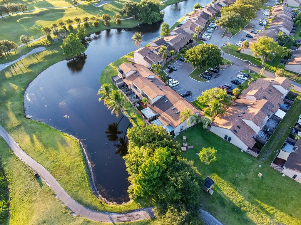 2142 SW 82nd Avenue Davie FL 33324