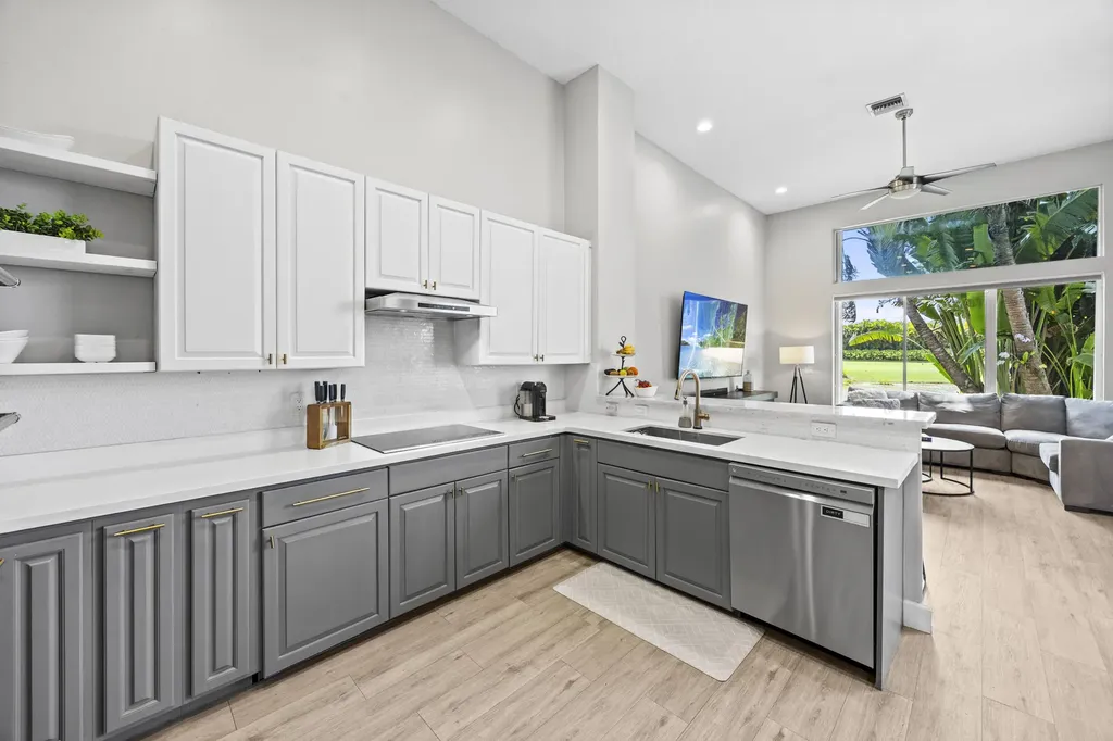 4193 NW 53rd Street Boca Raton FL 33496
