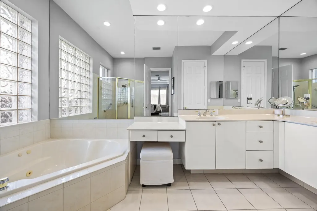 4193 NW 53rd Street Boca Raton FL 33496