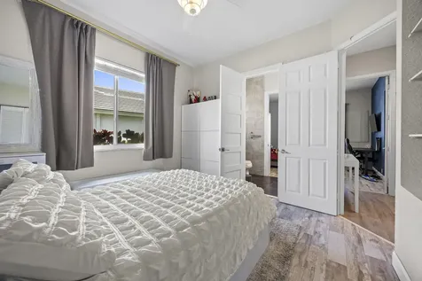 4193 NW 53rd Street Boca Raton FL 33496