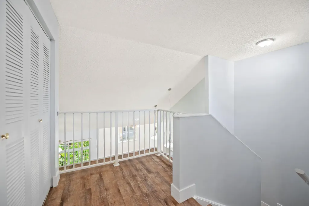 832 NW 92nd Avenue Plantation FL 33324
