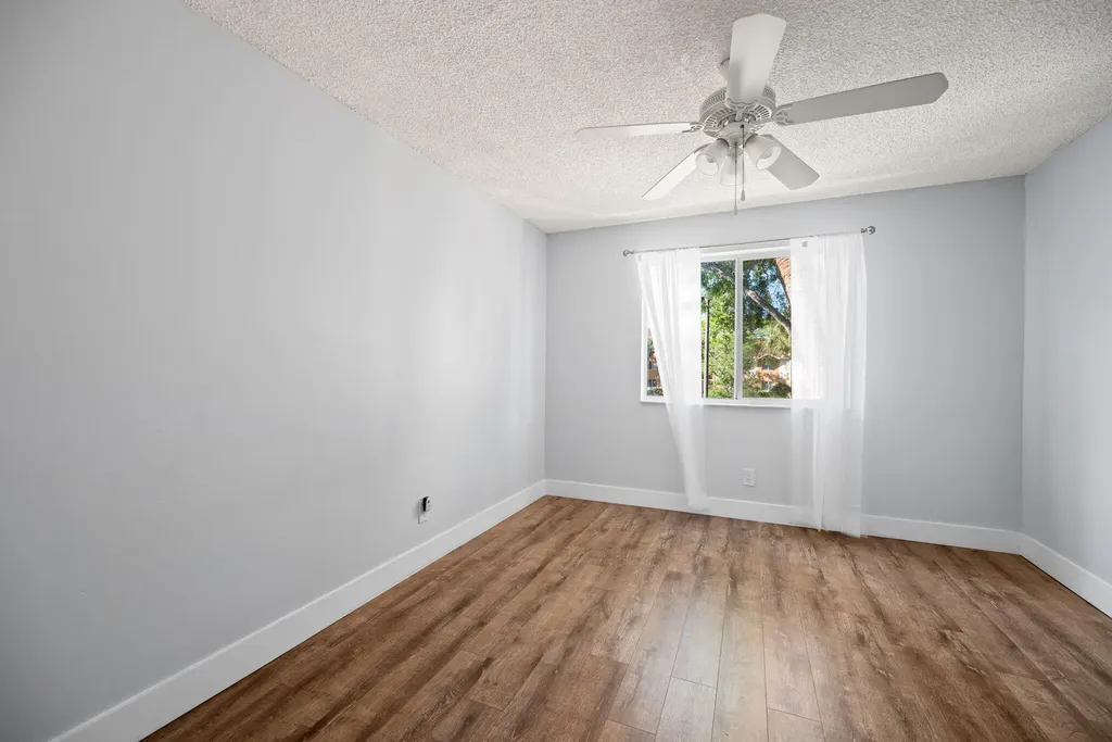 832 NW 92nd Avenue Plantation FL 33324