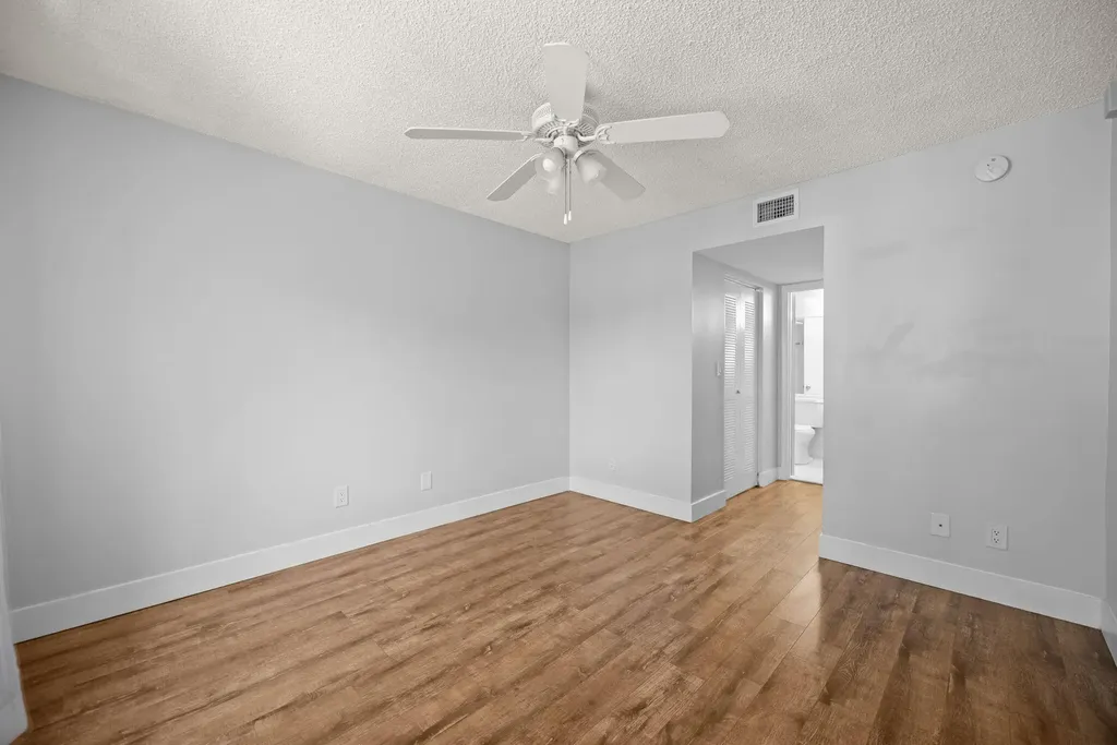 832 NW 92nd Avenue Plantation FL 33324