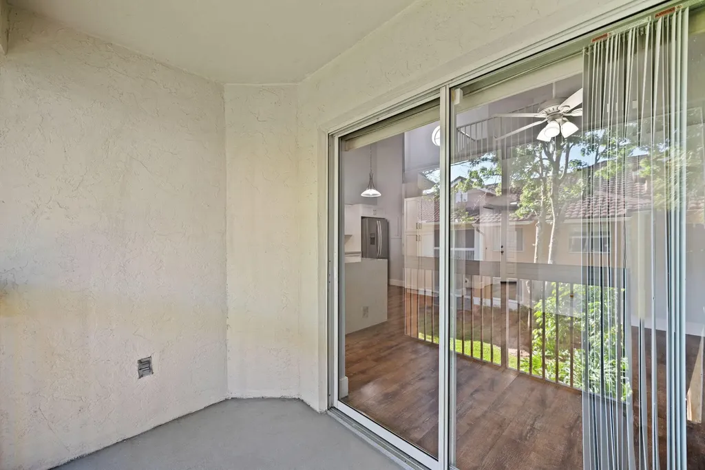 832 NW 92nd Avenue Plantation FL 33324