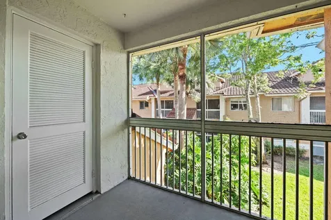 832 NW 92nd Avenue Plantation FL 33324
