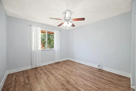 832 NW 92nd Avenue Plantation FL 33324