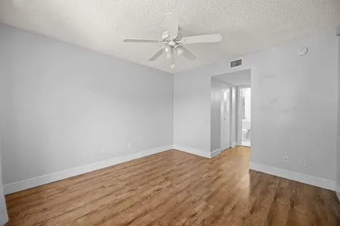 832 NW 92nd Avenue Plantation FL 33324