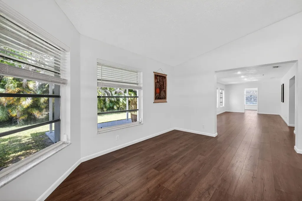 1721 SW Ocean Cove Avenue Port St Lucie FL 34953