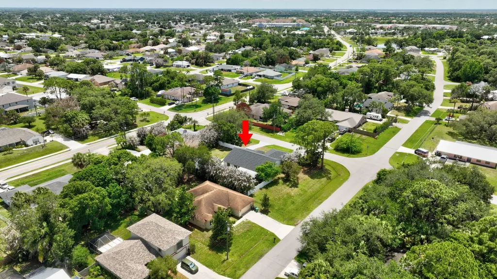 1721 SW Ocean Cove Avenue Port St Lucie FL 34953