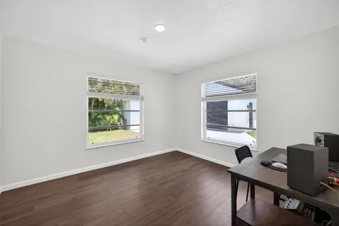 1721 SW Ocean Cove Avenue Port St Lucie FL 34953