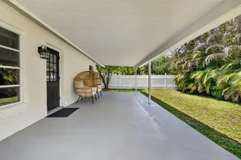 1721 SW Ocean Cove Avenue Port St Lucie FL 34953