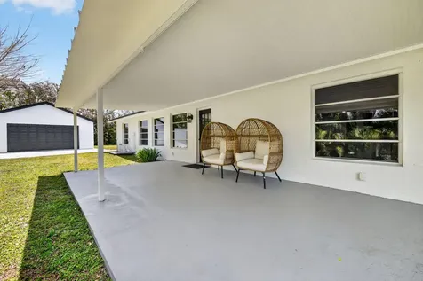 1721 SW Ocean Cove Avenue Port St Lucie FL 34953