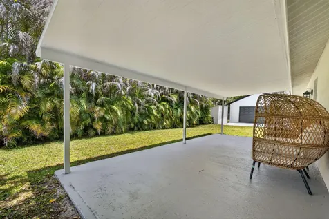 1721 SW Ocean Cove Avenue Port St Lucie FL 34953