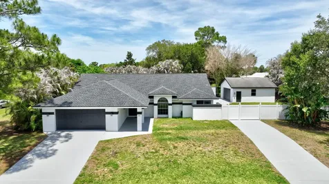 1721 SW Ocean Cove Avenue Port St Lucie FL 34953