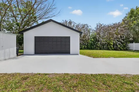 1721 SW Ocean Cove Avenue Port St Lucie FL 34953