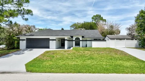 1721 SW Ocean Cove Avenue Port St Lucie FL 34953