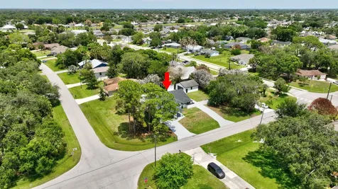 1721 SW Ocean Cove Avenue Port St Lucie FL 34953