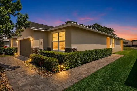 5725 SE Kawana Trail Hobe Sound FL 33455
