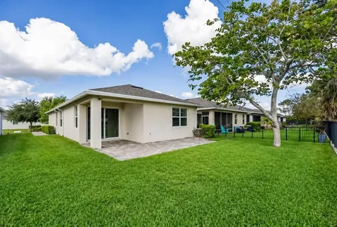 5725 SE Kawana Trail Hobe Sound FL 33455