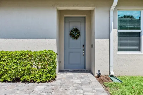 5725 SE Kawana Trail Hobe Sound FL 33455