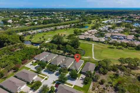 5725 SE Kawana Trail Hobe Sound FL 33455