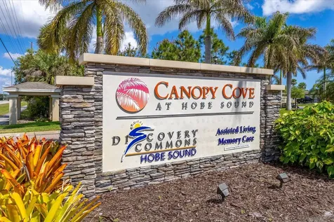 5725 SE Kawana Trail Hobe Sound FL 33455