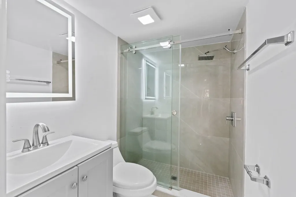 4324 Garden Avenue West Palm Beach FL 33405