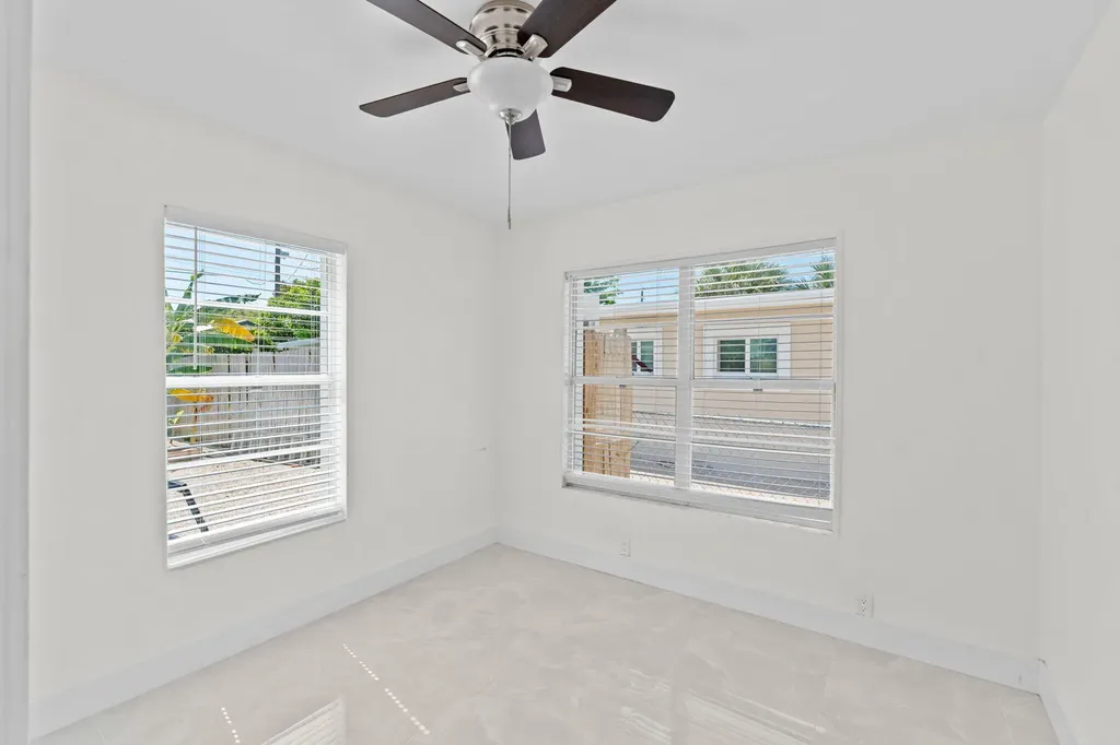 4324 Garden Avenue West Palm Beach FL 33405