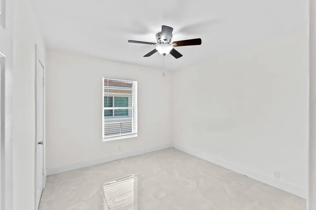 4324 Garden Avenue West Palm Beach FL 33405