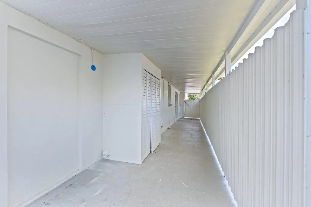 4324 Garden Avenue West Palm Beach FL 33405