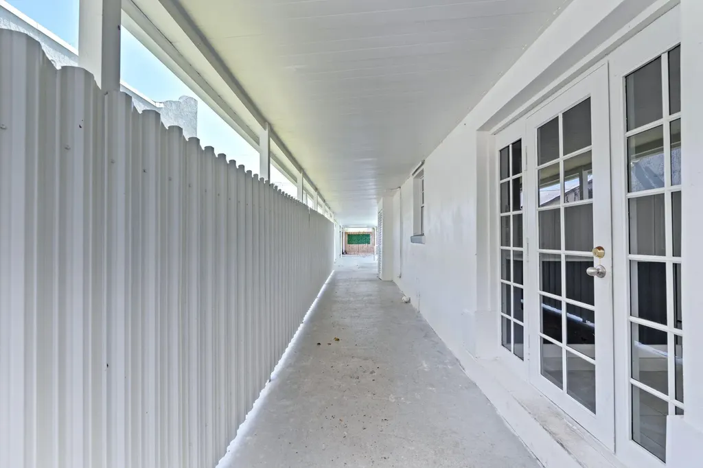 4324 Garden Avenue West Palm Beach FL 33405