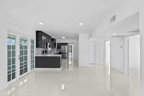 4324 Garden Avenue West Palm Beach FL 33405