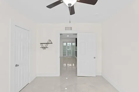 4324 Garden Avenue West Palm Beach FL 33405