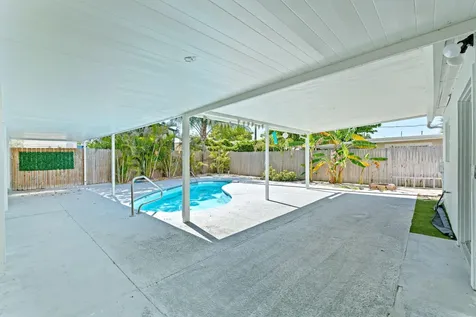 4324 Garden Avenue West Palm Beach FL 33405