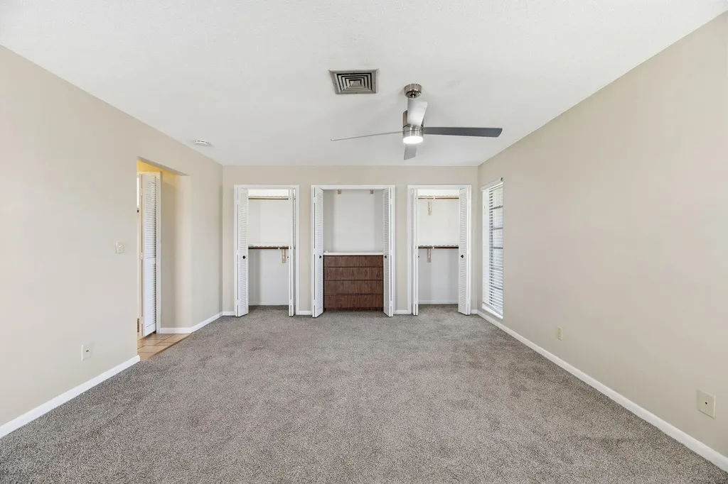 232 Gleneagles Drive Lake Worth FL 33462