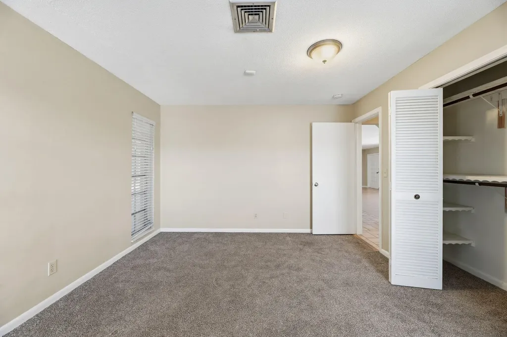 232 Gleneagles Drive Lake Worth FL 33462