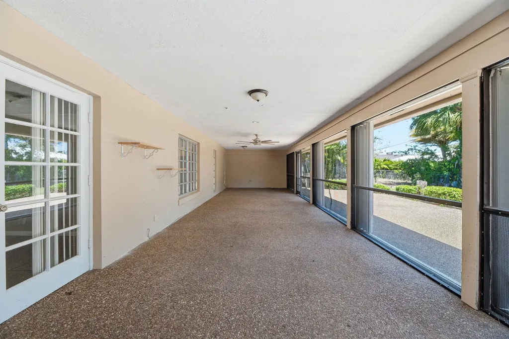 232 Gleneagles Drive Lake Worth FL 33462