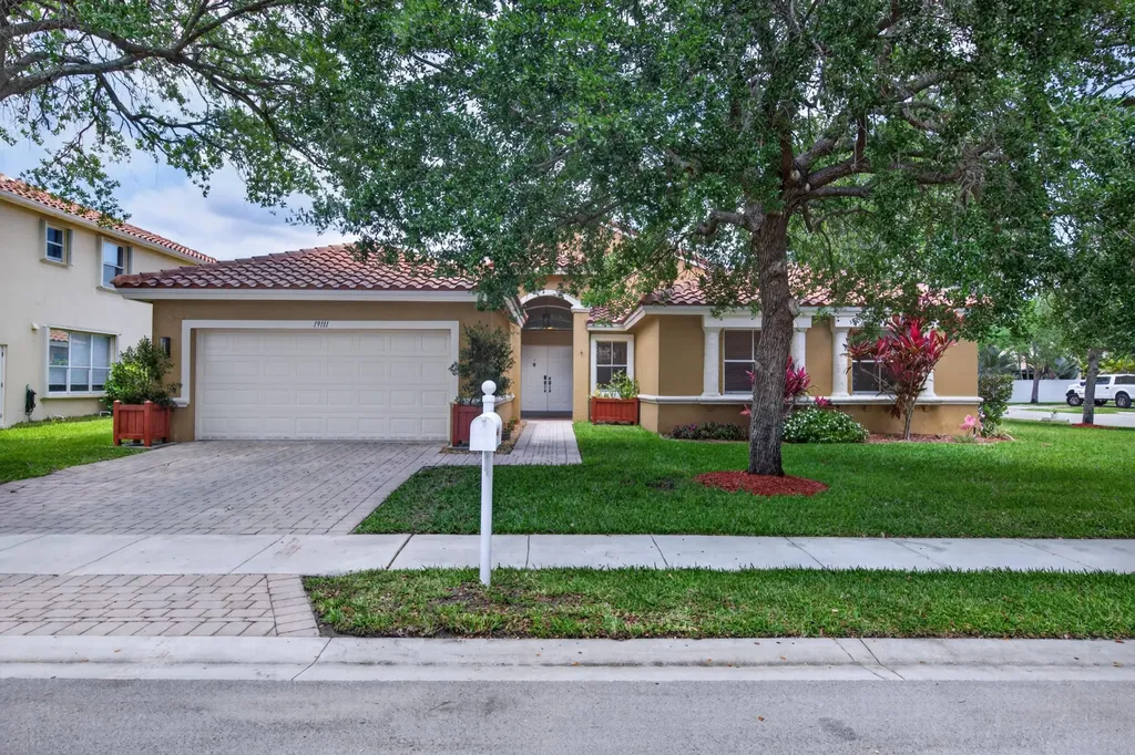 19111 SW 8th Street Pembroke Pines FL 33029