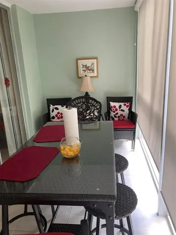 2998 NW 48th Terrace Lauderdale Lakes FL 33313