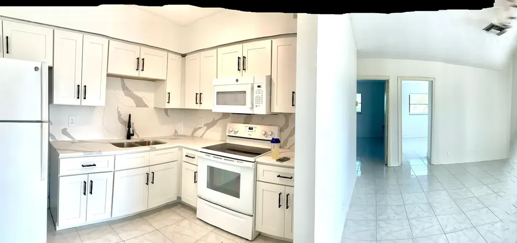 260 NW 19th Street Boca Raton FL 33432