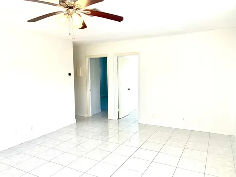 260 NW 19th Street Boca Raton FL 33432