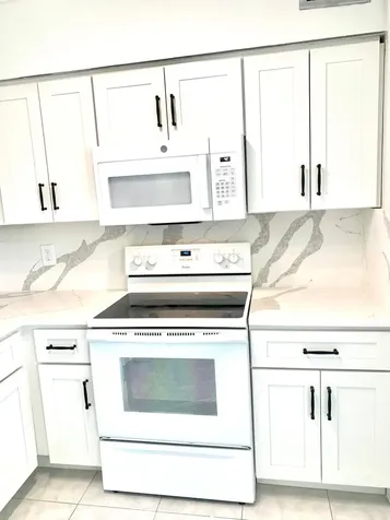260 NW 19th Street Boca Raton FL 33432