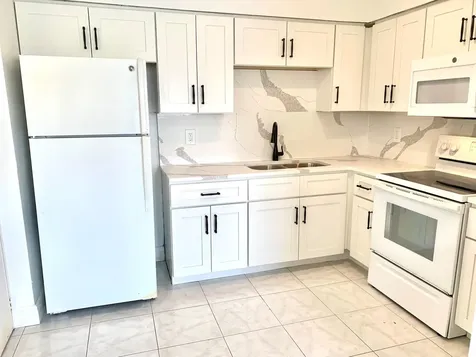 260 NW 19th Street Boca Raton FL 33432
