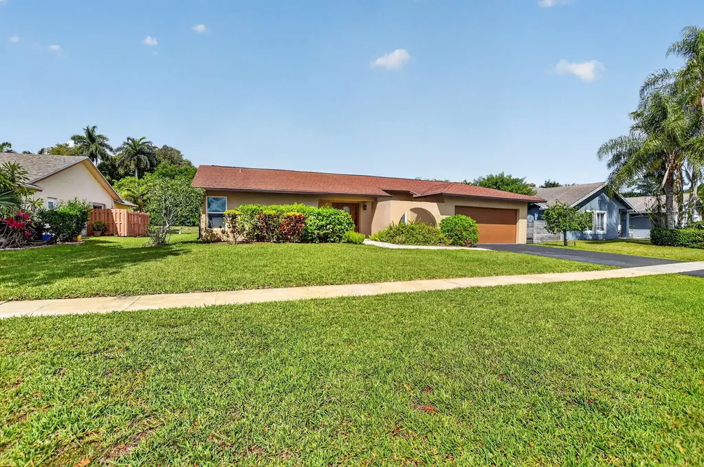 20876 Sugarloaf Lane Boca Raton FL 33428