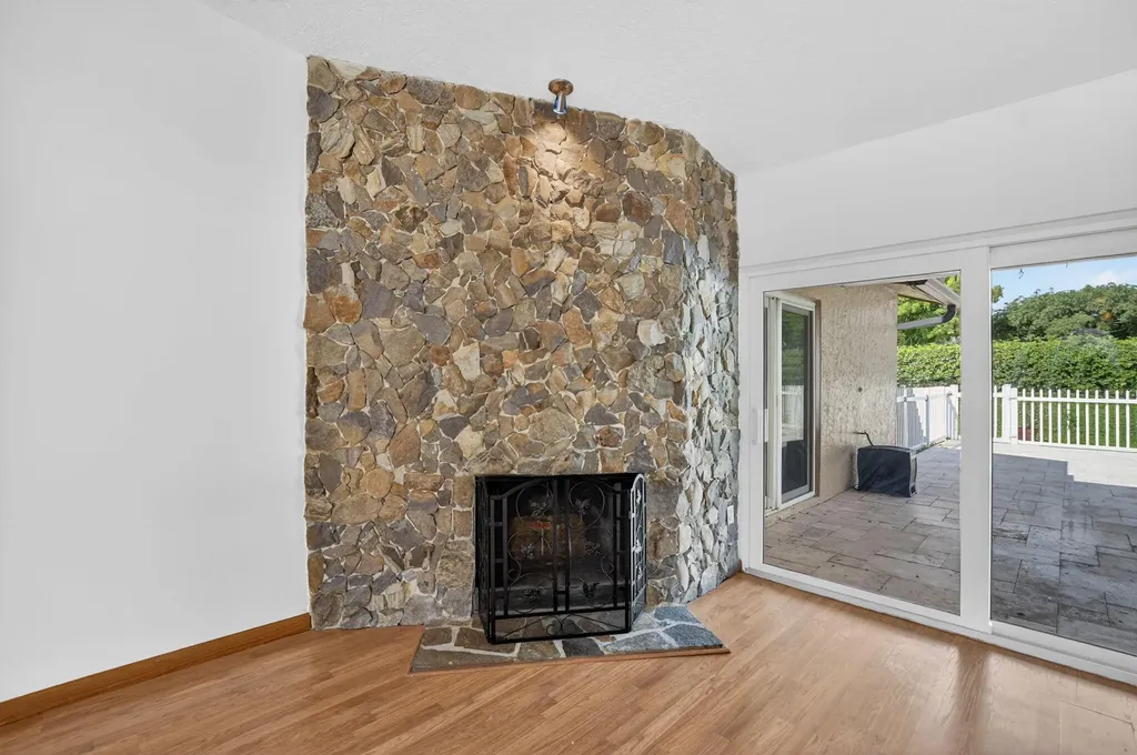 20876 Sugarloaf Lane Boca Raton FL 33428
