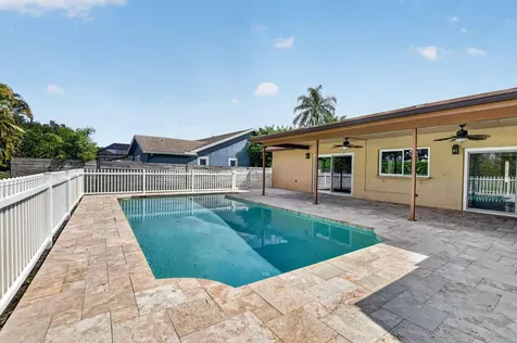 20876 Sugarloaf Lane Boca Raton FL 33428