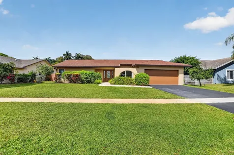 20876 Sugarloaf Lane Boca Raton FL 33428