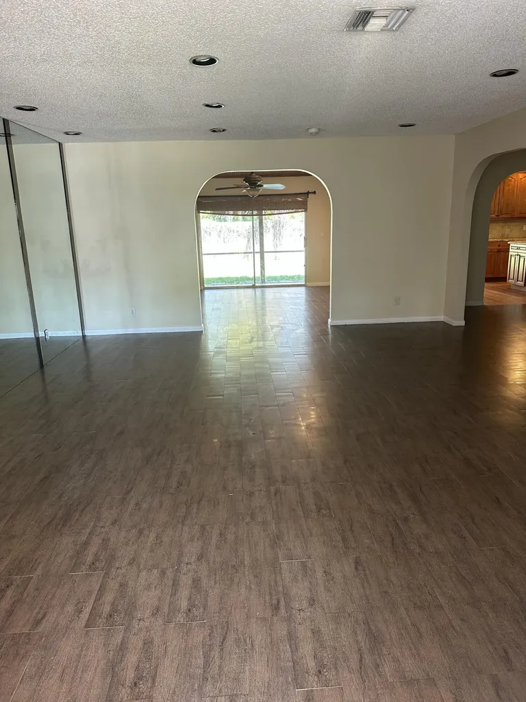 1700 NW 84th Drive Coral Springs FL 33071