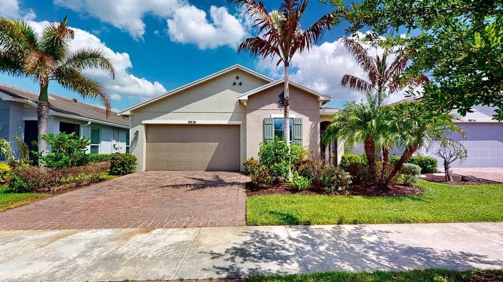9828 SW Trumpet Tree Circle Port St Lucie FL 34987
